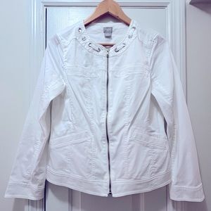 NWT Women’s Ivory Luxe Twill Zip Jacket, Gold details, Chico’s Sz 0 (US Sz 2/4)